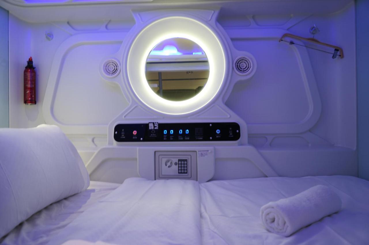 Q Capsule Hotel Georgetown Exterior foto